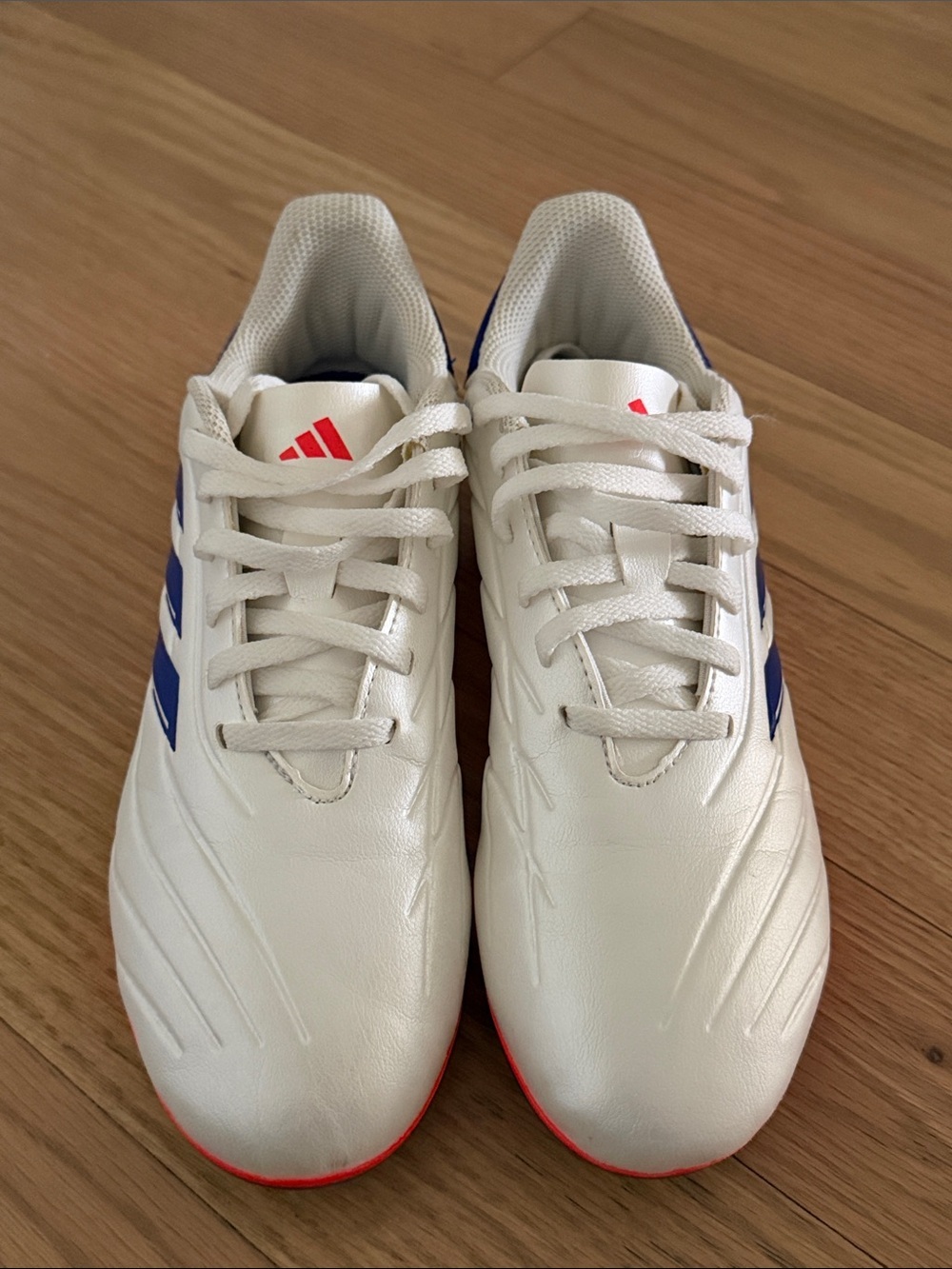 Adidas Copa Pure 2 SOCCER CLEATS
SIZE : 5.5